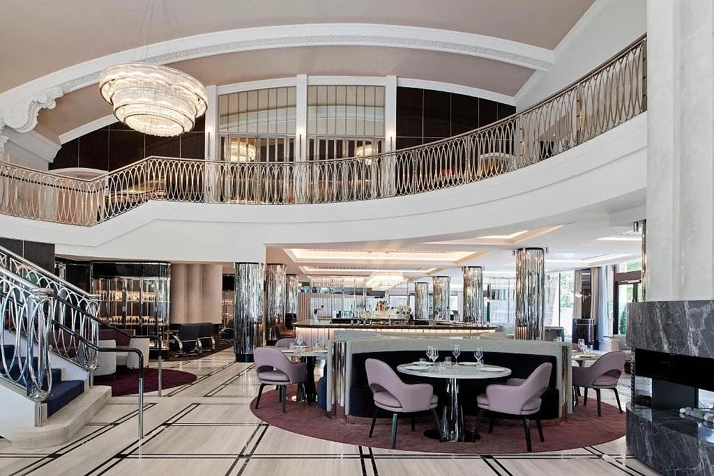 Photo of the royce hotel